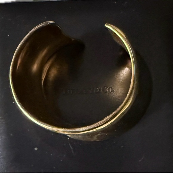 Gold Cuff - Picture 2 of 3